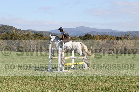 Gabby Dickerson on Jasper, Novice Horse Trials Senior B