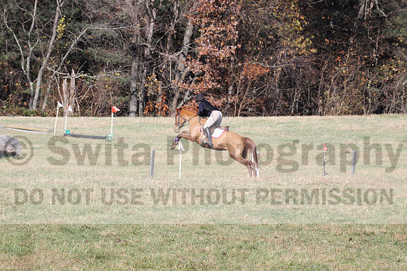 Theresa Thompson on Rated PG, Novice Horse Trials Senior