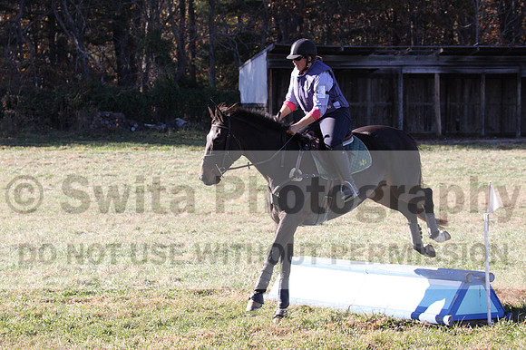Corinne McCoy on FGF Midnight Harmony, Advanced Green Horse Trials Senior A