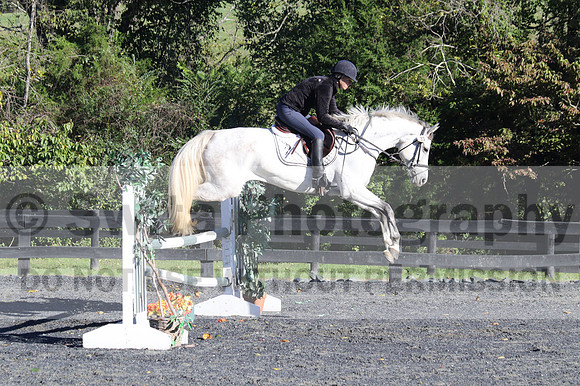 Liz Riley on Ice Storm, Novice HT