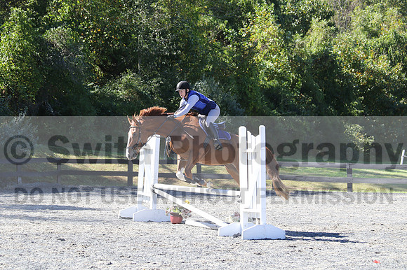 Amy Parsons on Wren Wrouge, Beginner Novice Senior HT B