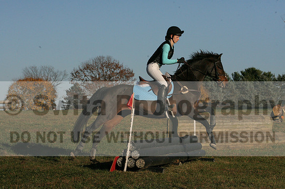 Jordan Kirby on Marle Hill's Major's Adoration, Advanced Green Horse Trials Junior B