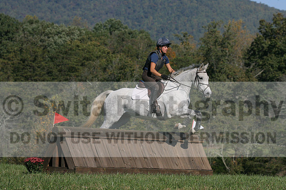 Gabby Dickerson on Jasper, Novice Horse Trials Senior B