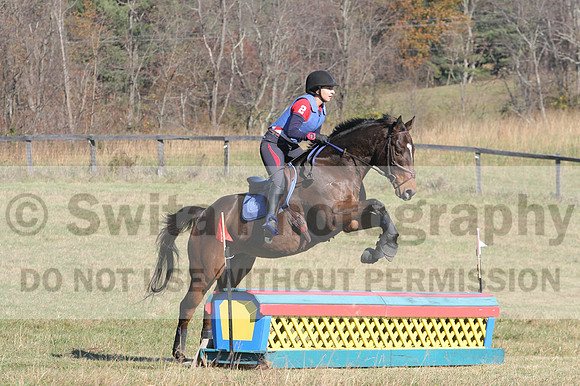 Shannon Daily on Pitt Maneuver, Novice Horse Trials Senior