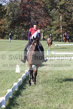 Shannon Daily on Pitt Maneuver, Novice Horse Trials Senior B