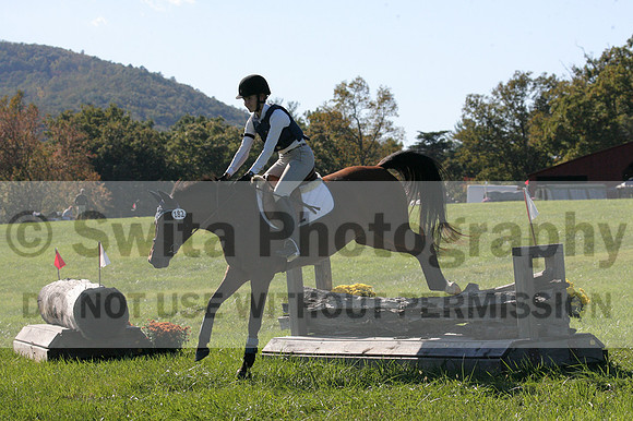 Elizabeth Davis on Freedom's Stormy Night, Beginner Novice Horse Trials Junior B