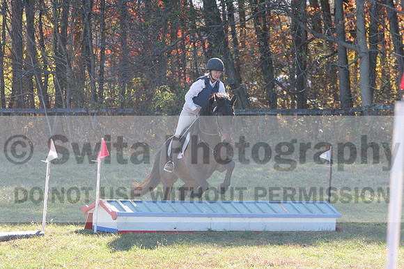 Erica Jones on Bingo, Advanced Green Horse Trials Senior A